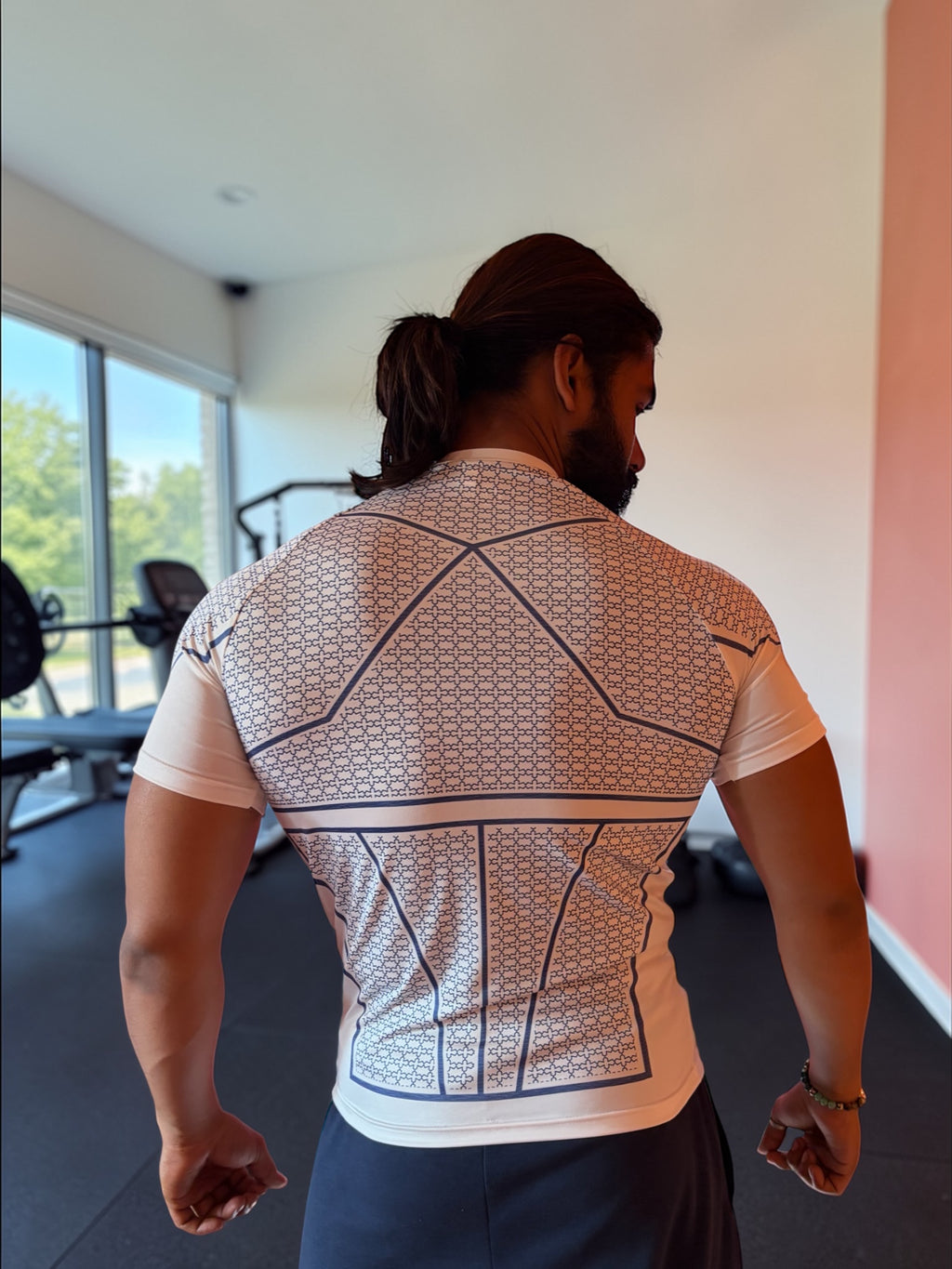 WHITE COMPRESSION |ELATE Signature edition |